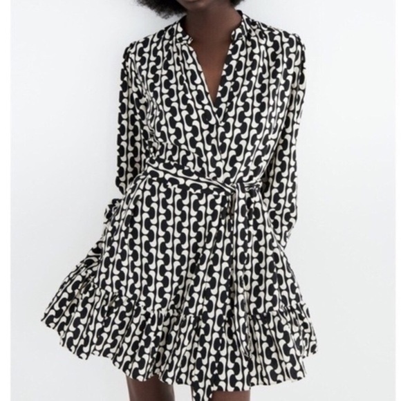 Zara Dresses & Skirts - ZARA Bloggers Favorite The Paula Mini Dress Off White/ Black Geometric Print